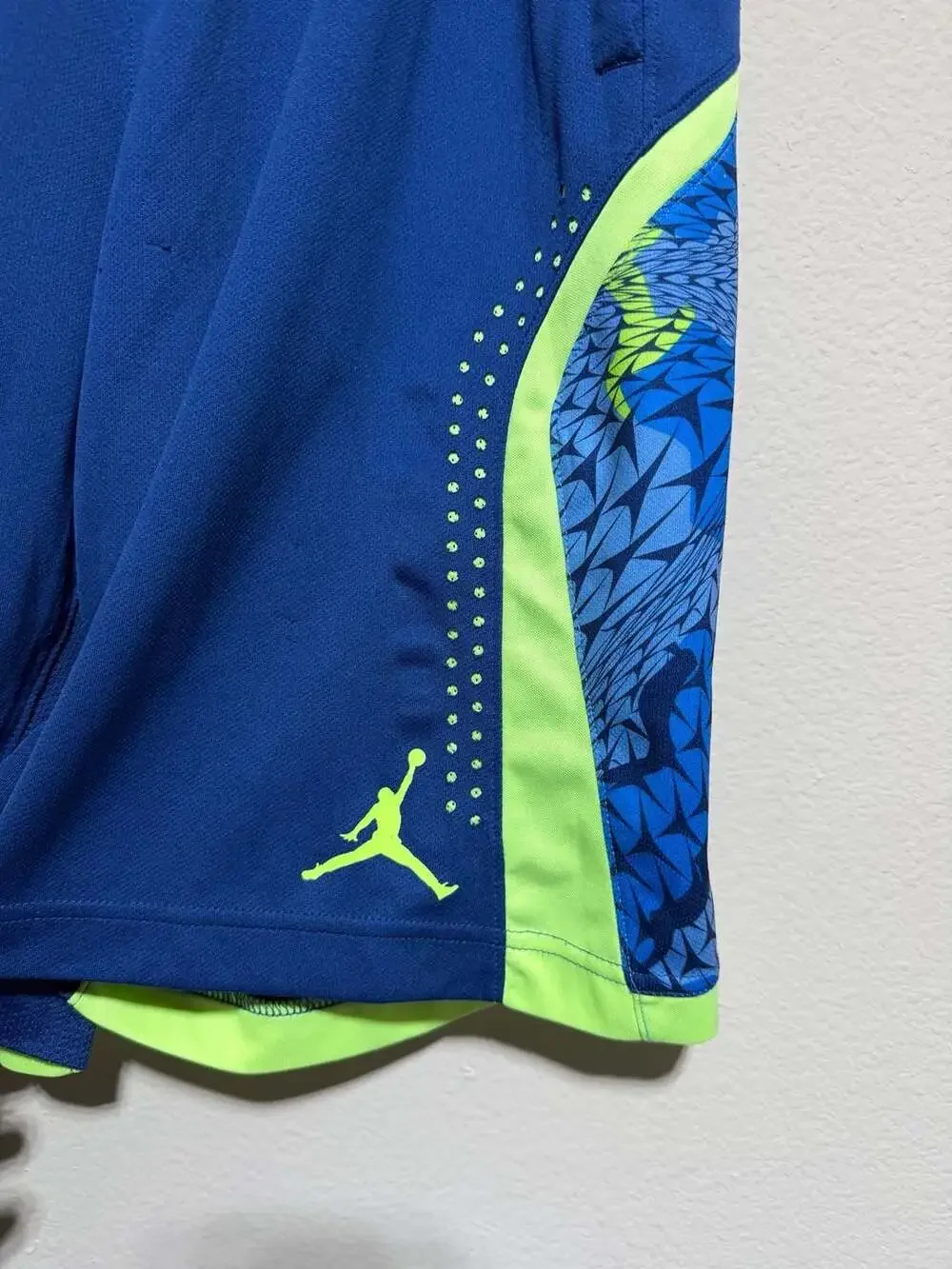 Jordan Dri-FIT Basketball Shorts Blue Neon Green Size Large
